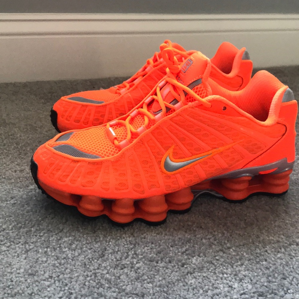 Nike shox